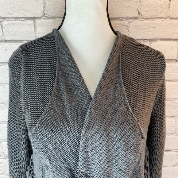 I.N. San Francisco Gray Boho Fringe Cardigan Sweater size Medium EUC Western - Picture 3 of 11